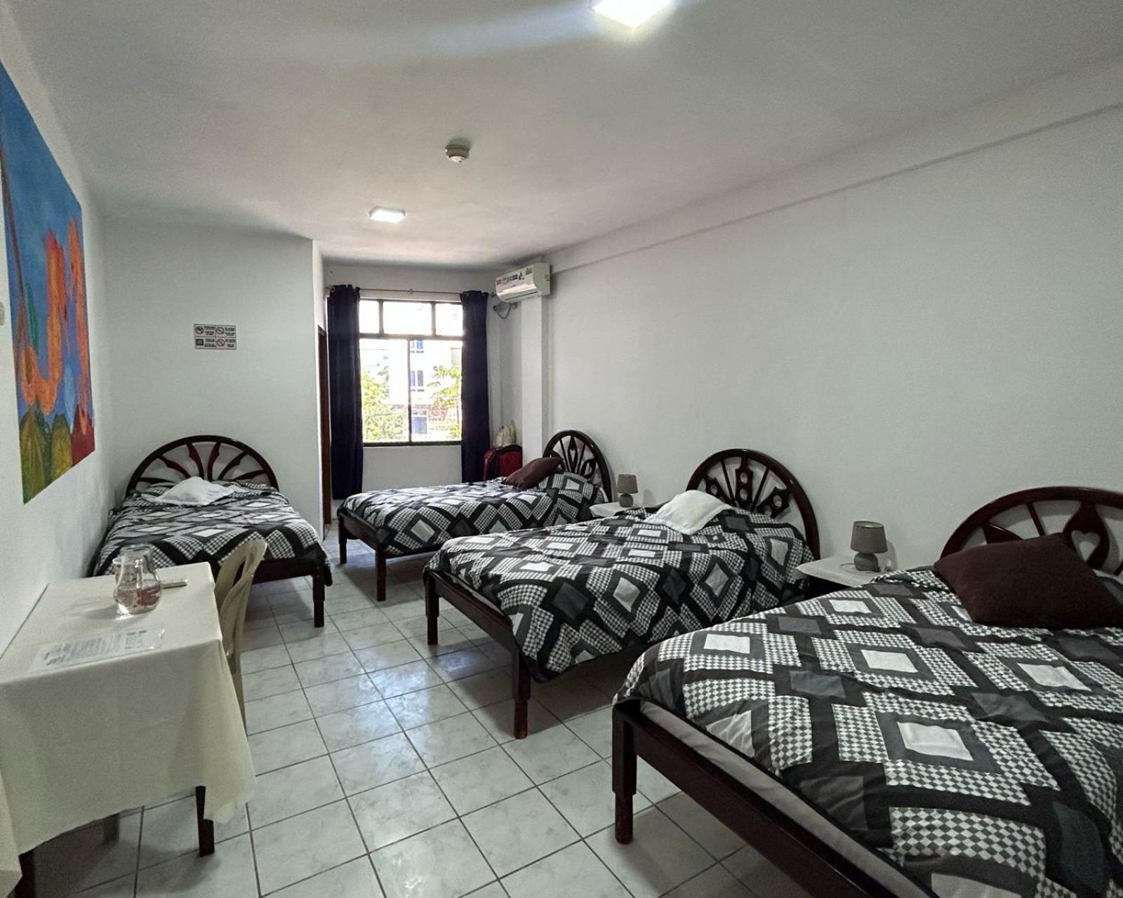 Hotel Isla Del Descanso Puerto Villamil Extérieur photo